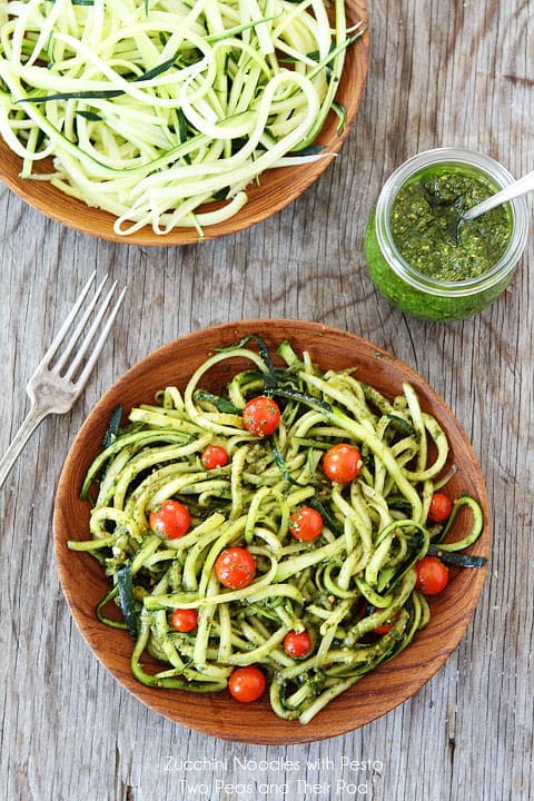 Zucchini-Noodles-with-Pesto-4
