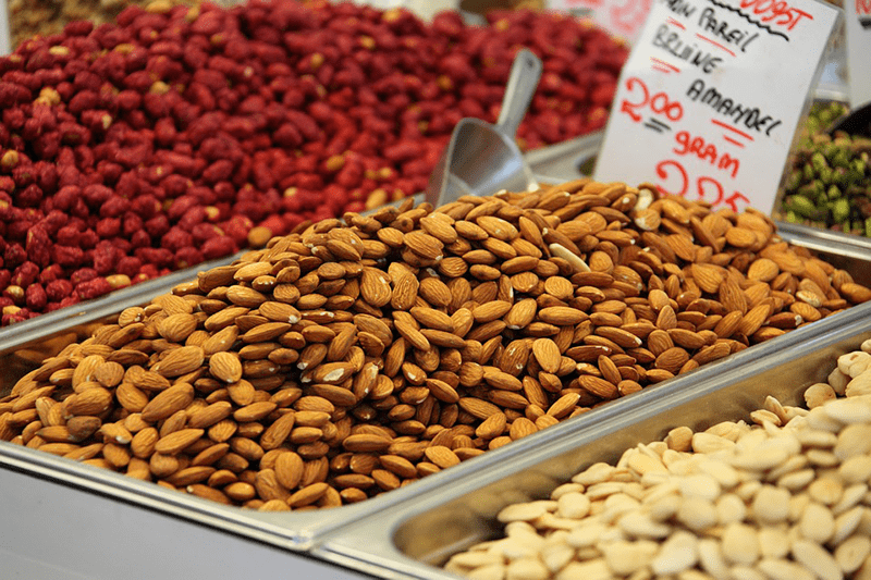 superfoods almonds nuts