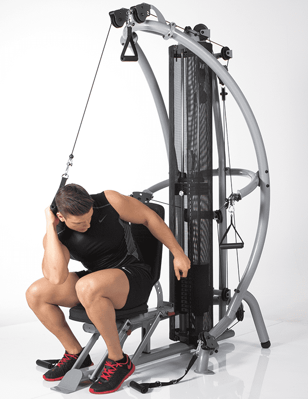 cable exercises by male crossfit athlete