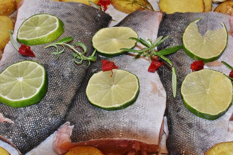 salmon lime on plate healthy eating