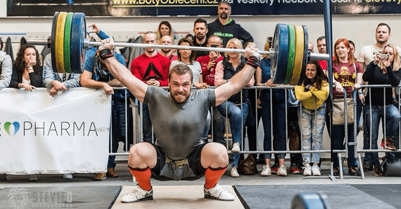 male crossfitter snatch lift testosterone