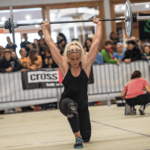 cara sigmundsdottir crossfit athlete overhead walking lunge