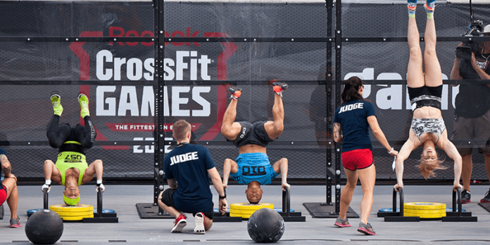7 Demanding Workouts With Handstand Push Ups For Crossfitters Boxrox 