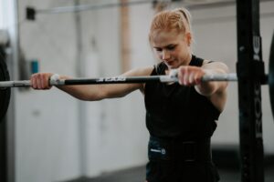Annie Thorisdottir lifting lower back pain