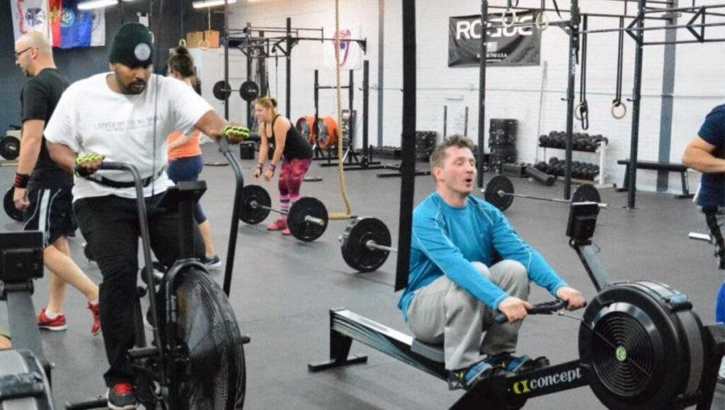 How to Use a Rowing Machine: Common Mistakes and Proper Form