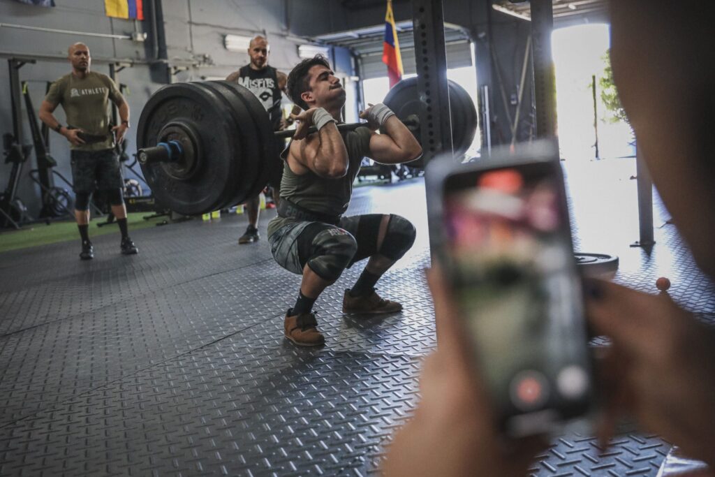 athlete breaks squat record as event is filmed for fitness news