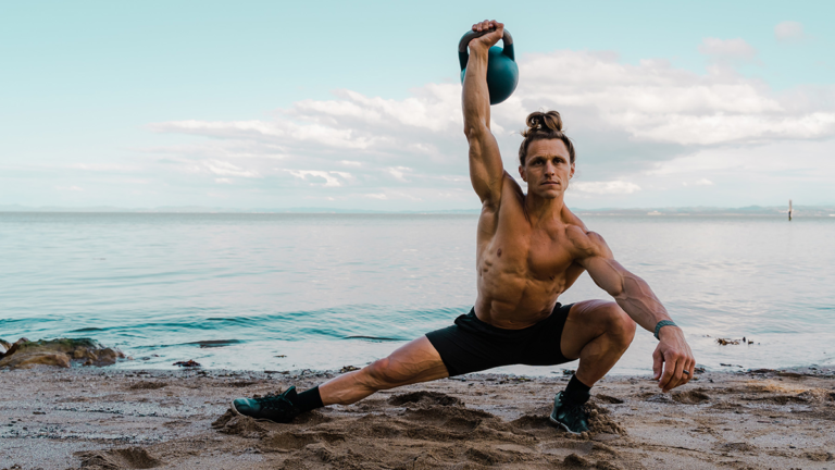3 Best Beginner Kettlebell Exercises for A Muscular and Attractive Body