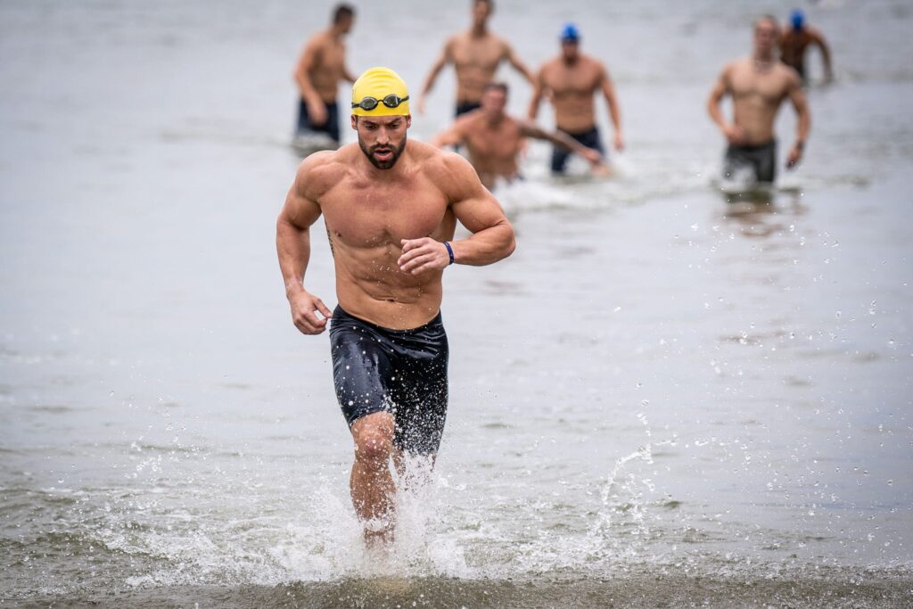 rich froning triathlon swim