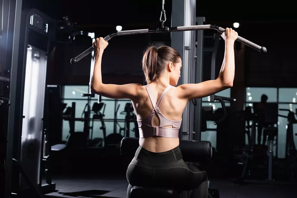 The Lat Pulldown One Sure Fire Way to Grow a Bigger Back BOXROX