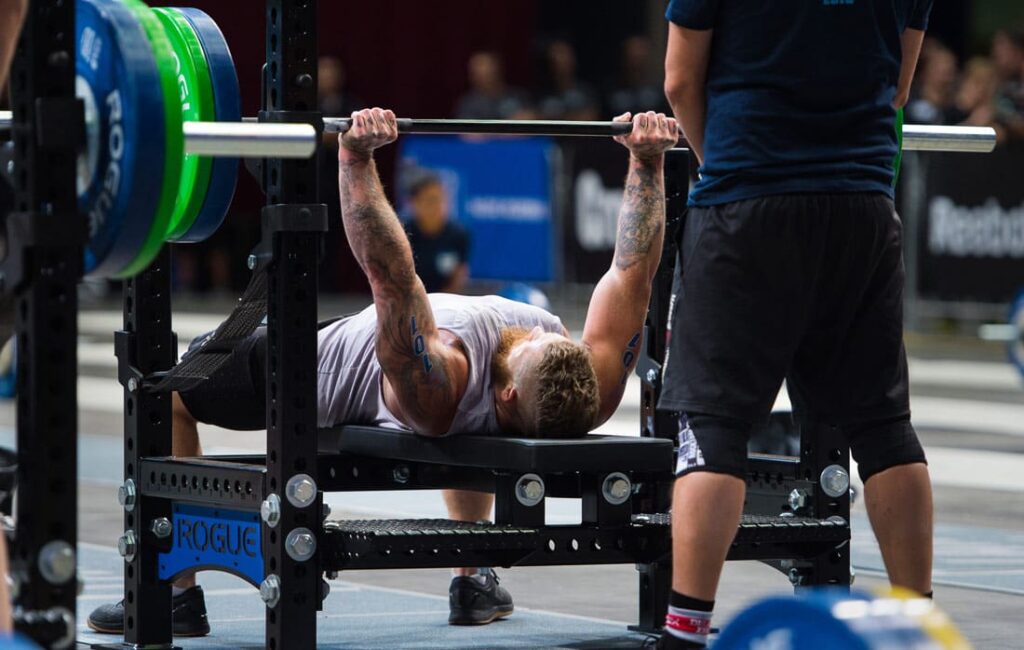 bench press with spotter