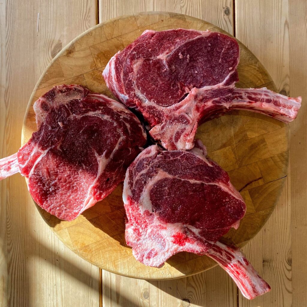 slices of red meat are essential to the vertical diet