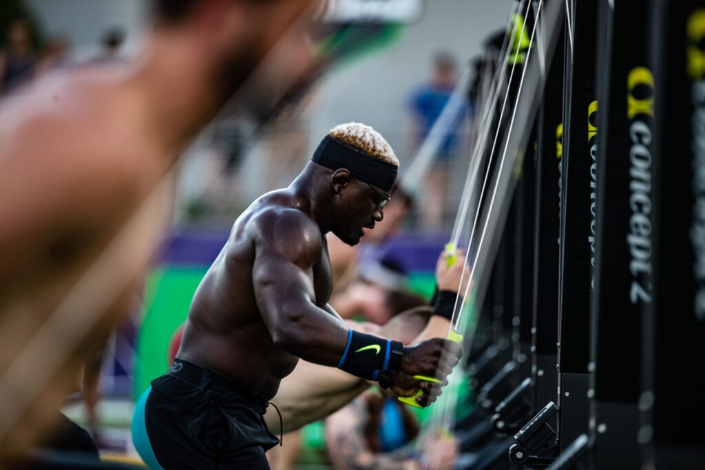 chandler smith competes in crossfit semifinal