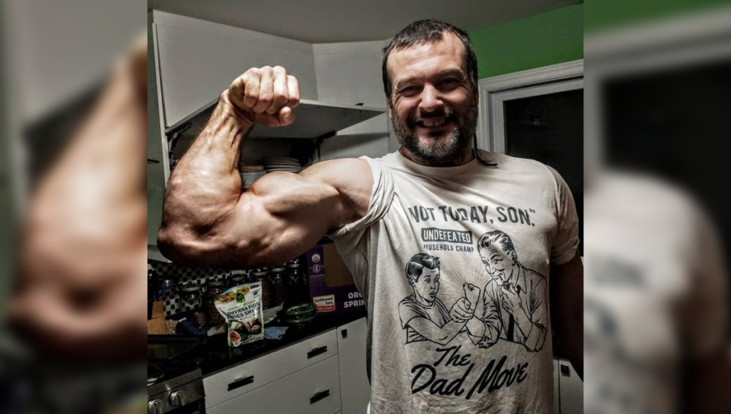 Pro Bodybuilder Shares 15-Minute Arm Workout That Made His Biceps 'Explode