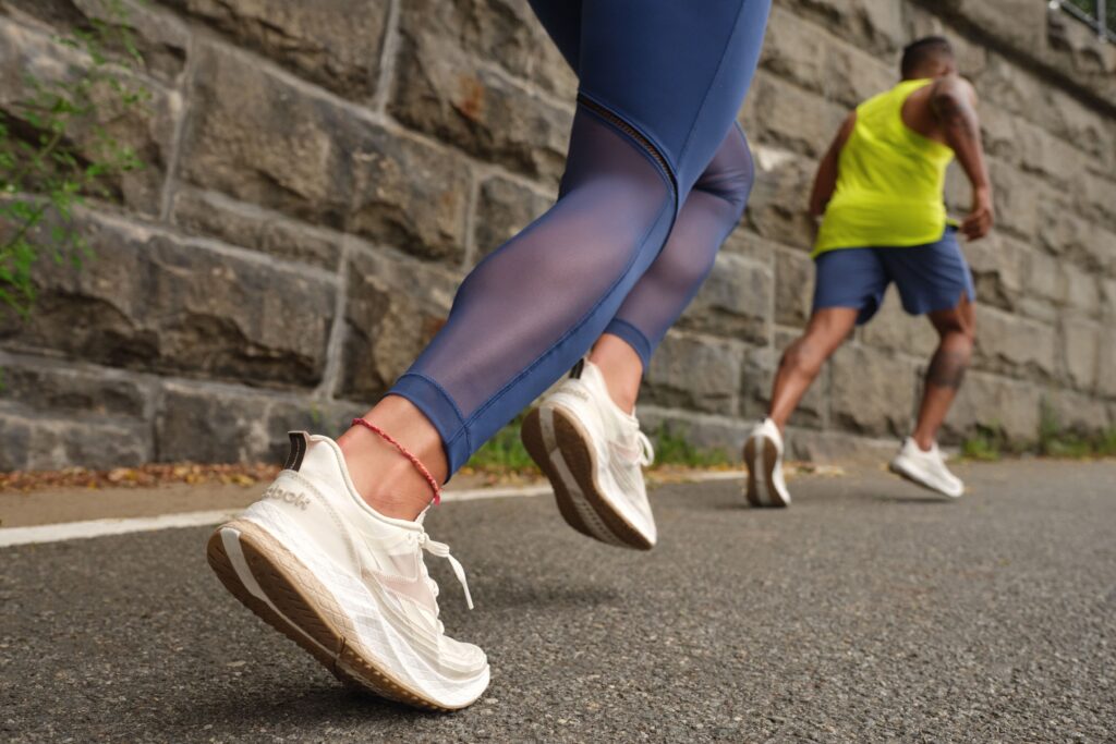 people running