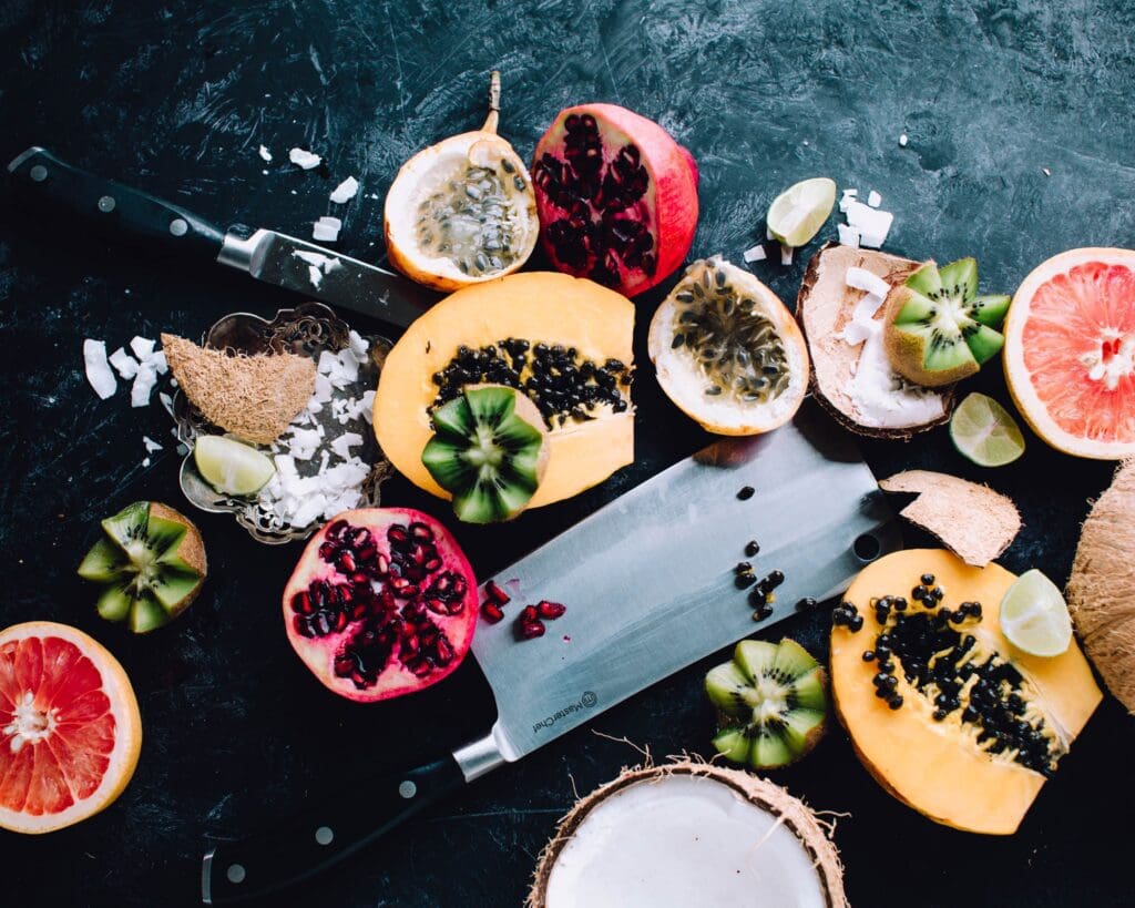 fruit on table How 4 Weeks Can Get Rid of Your Belly Fat for Good Build the Perfect Meal Plan to Get Ripped How Many Calories Should You Eat to Lose Fat?