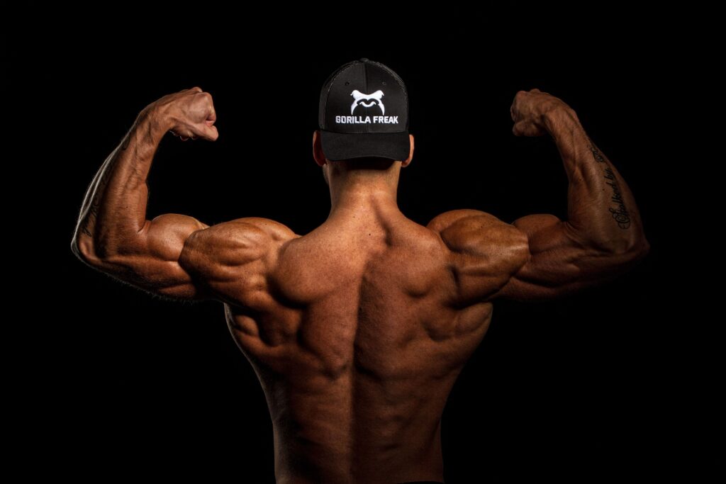 bodybuilder shows back muscles