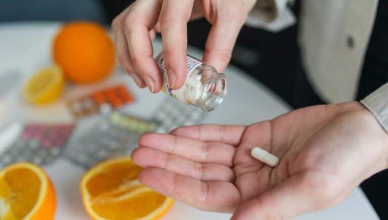 5 Worst Supplements Everyone Takes For Muscle Growth
