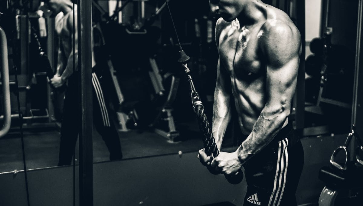 Why You Need to Stop Doing 3 Sets of 12 Reps for Muscle Growth