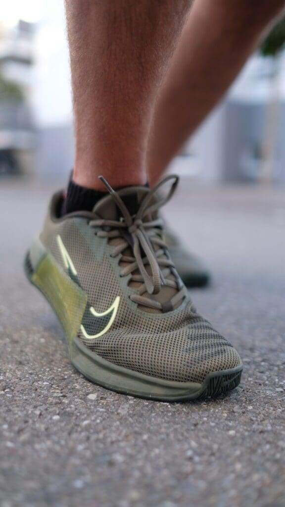 Nike Metcon 9 - Women's - Amber Brown / Light Bone / Mica Green