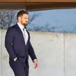 best suits for athletic guys