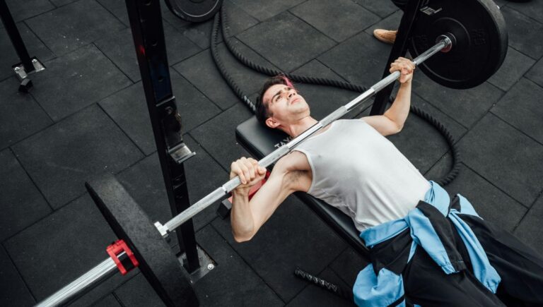 5 Best Barbell Exercises for Beginners to Build Full Body Muscle Fast