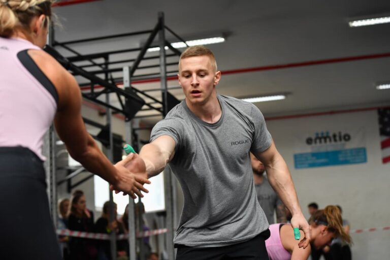 How to Build Muscle Without a Gym (10 Tips You Need to Know)