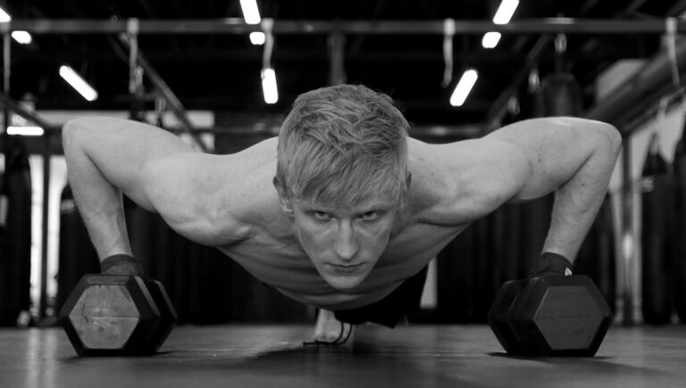How Strong Is Your Chest? Check Your Bench Press, Push Up and Dip Numbers