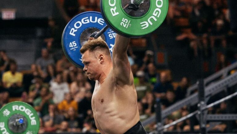 Build Bigger Shoulders Fast with These 4 Exercises