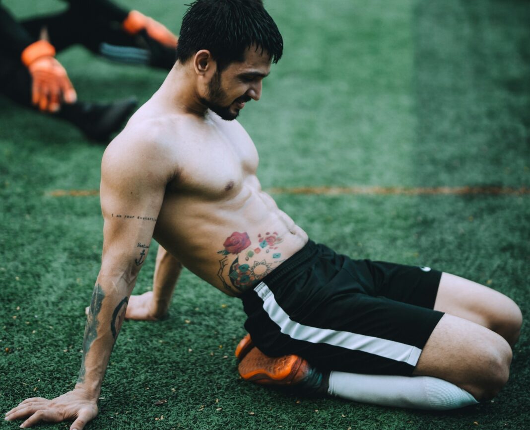 3 Best Bodyweight Exercises for Building a Better Looking Upper Chest ...