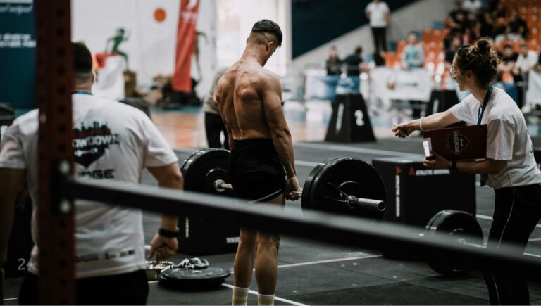 3 Fantastic Functional Fitness Workouts for a Stronger Back