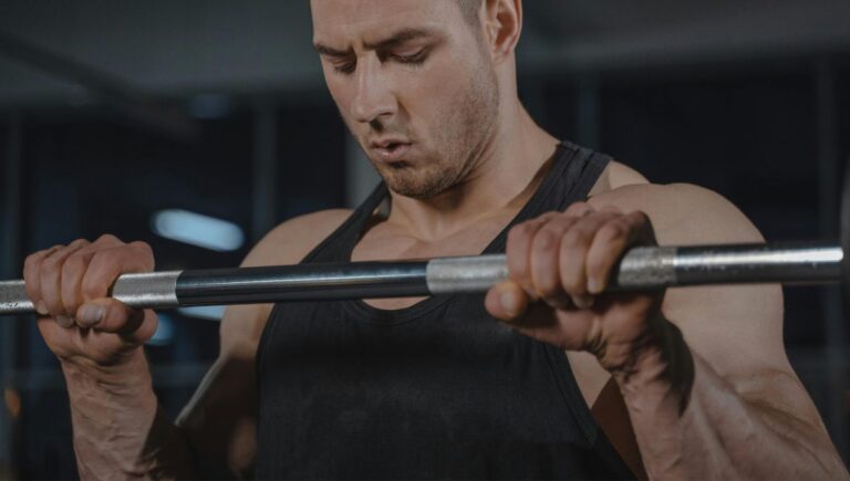 3 Best Beginner Exercises for Bigger Forearms and Stronger Grip