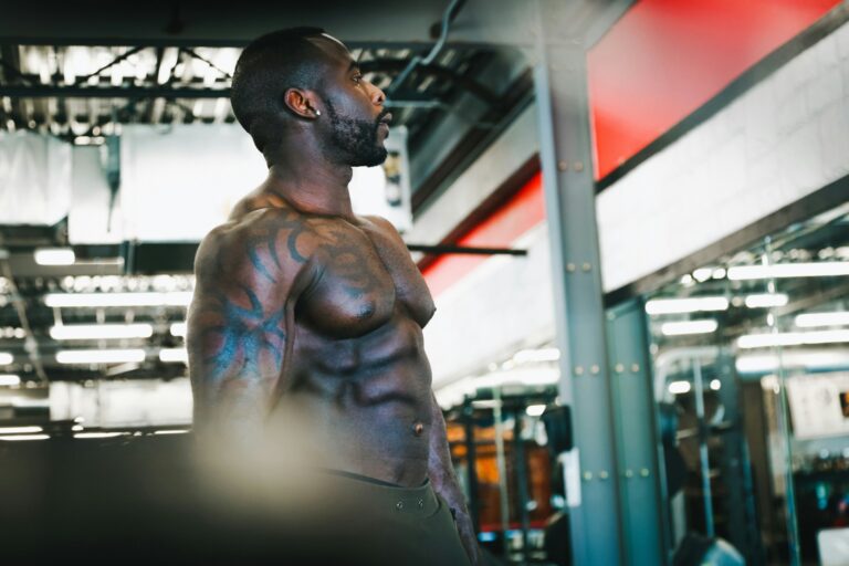 3 Best Dumbbell Exercises for Attractive and Super Strong Upper Abs