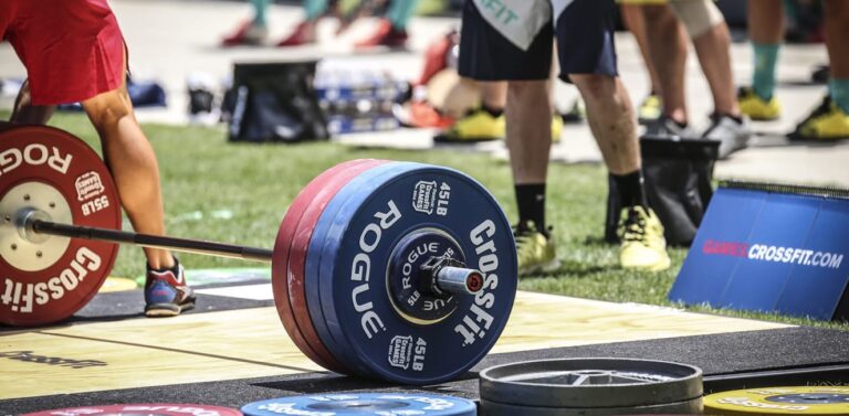 Full-Body Training vs Split Workouts: What Works Best After 40?