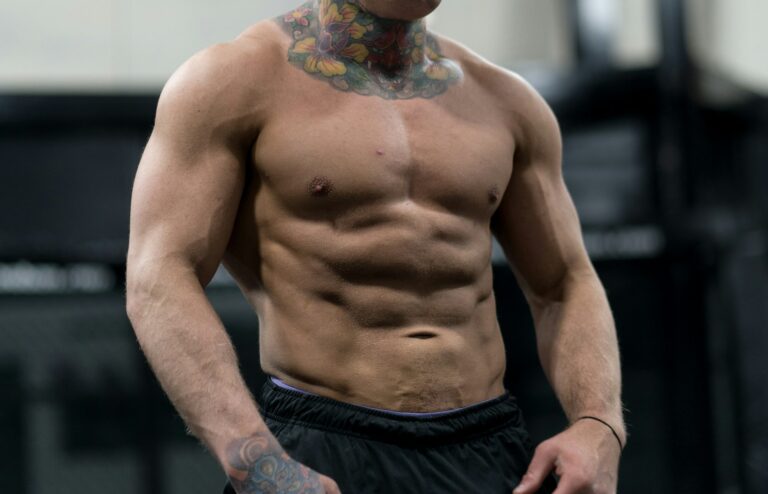 3 Best Lower Abs Exercises for People Over 30