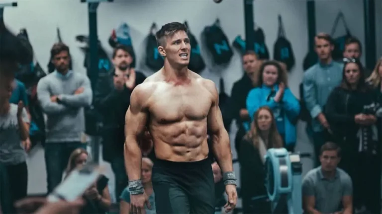 2 Simple Tricks to Instantly Look More Muscular