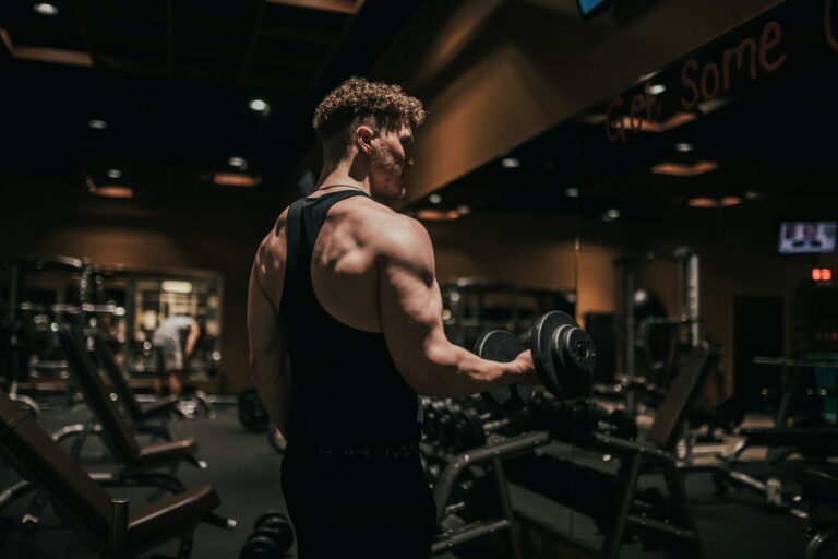 Best 5 Tips for Beginners that Want to Build Bigger Biceps