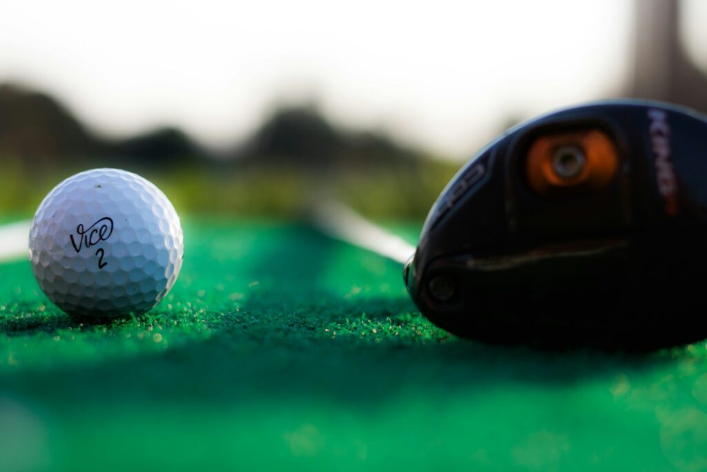 Top Golf Simulator Brands for Players Building Their First Golf Space