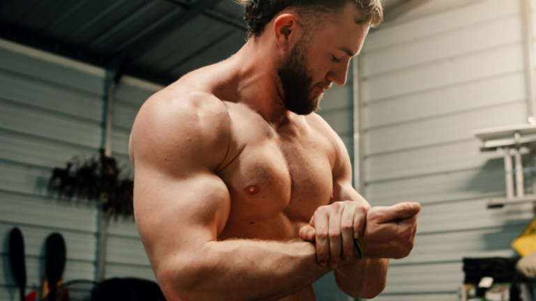 3 Easiest Dumbbell Exercises for a Muscular and More Attractive Torso